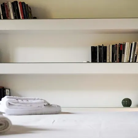 House In Centro Apartment *