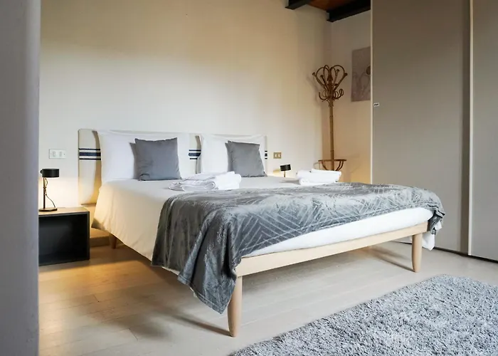 Apartment House In Centro *